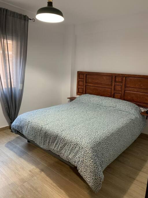 Ideal Apartamento En El Barrio De Las Delicias Малага Екстериор снимка
