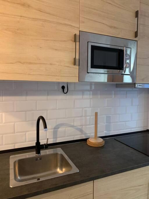 Ideal Apartamento En El Barrio De Las Delicias Малага Екстериор снимка