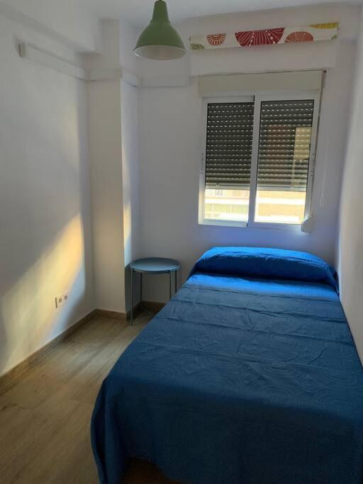Ideal Apartamento En El Barrio De Las Delicias Малага Екстериор снимка