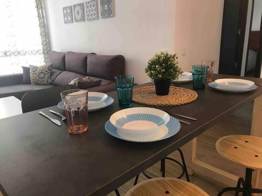 Ideal Apartamento En El Barrio De Las Delicias Малага Екстериор снимка